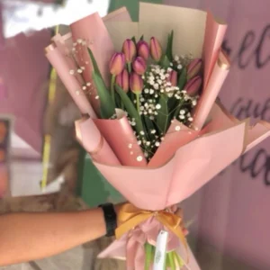 RAMO DE TULIPANES